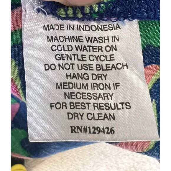 Floral Escapada Living Blouse Size M in blue, green, pink multicolor - Picture 6 of 6